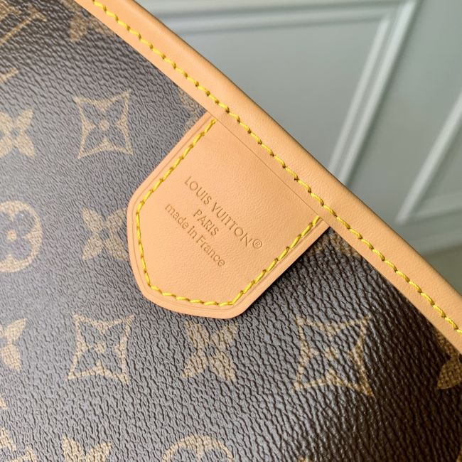Louis Vuitton Monogram Canvas M40354