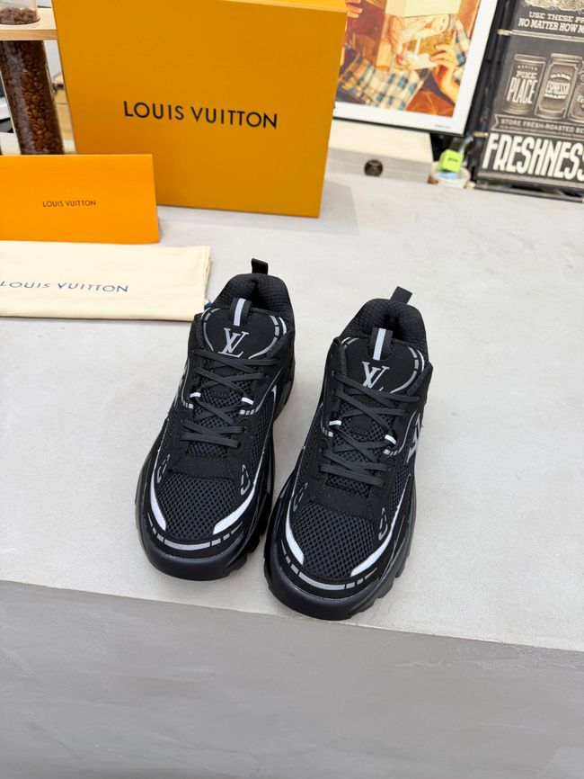 Louis Vuitton Tatic Runner Sneaker 1AKC4L-2