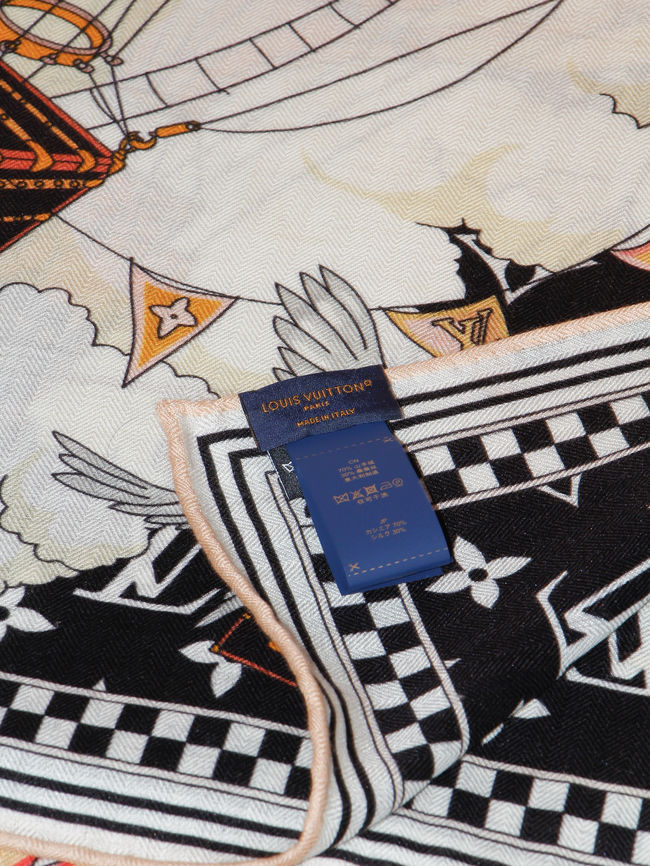 Louis Vuitton Monogram Shine Shawl M9A254-2