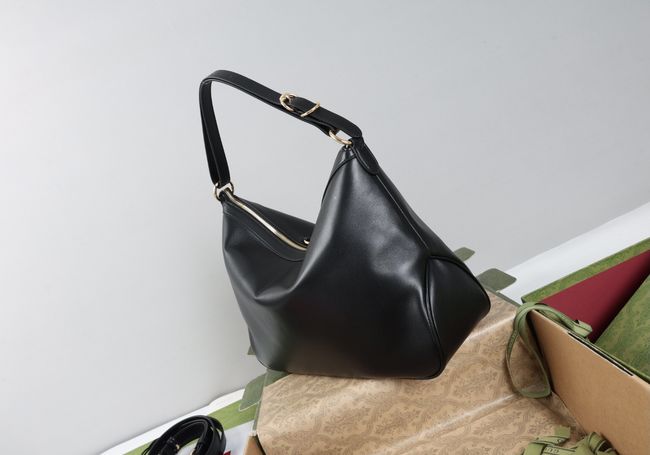 Gucci Starlet large shoulder bag soft leather A00CI2 black