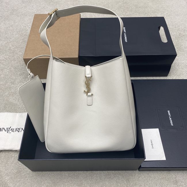 Saint Laurent LE 5 A 7 supple LARGE in grained leather 850545 white