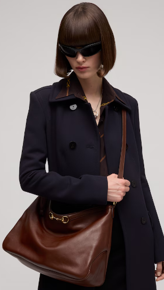 Gucci Starlet large shoulder bag soft leather A00CI2 Dark brown Gucci Starlet large shoulder bag soft leather A00CI2 Dark brown